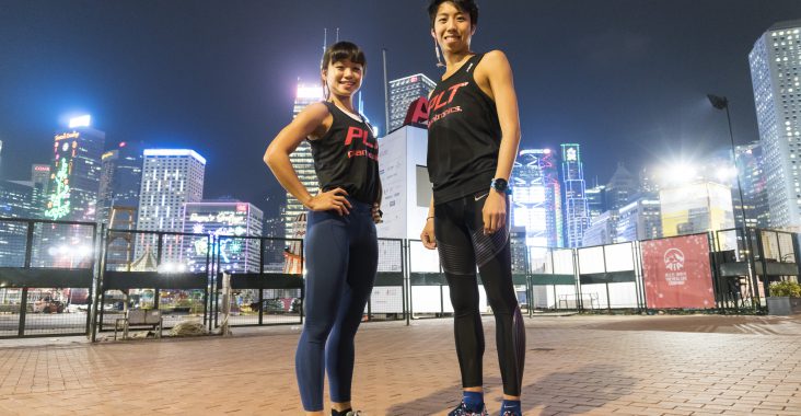 本港三鐵運動員司徒兆殷及HNR 跑步團隊教練宗SIR，與大家一同練跑，並體驗 Plantronics Backbeat FIT 耳機