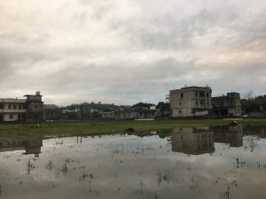 廣西鄉鎮的風光。我想和大部份中國農村也差不多吧？