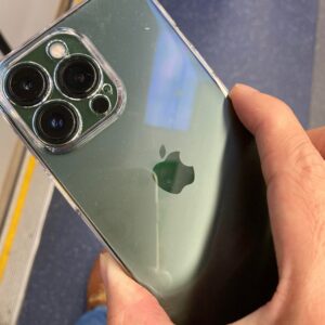 在 Amazon 上購入了 Amazon Renewed iPhone