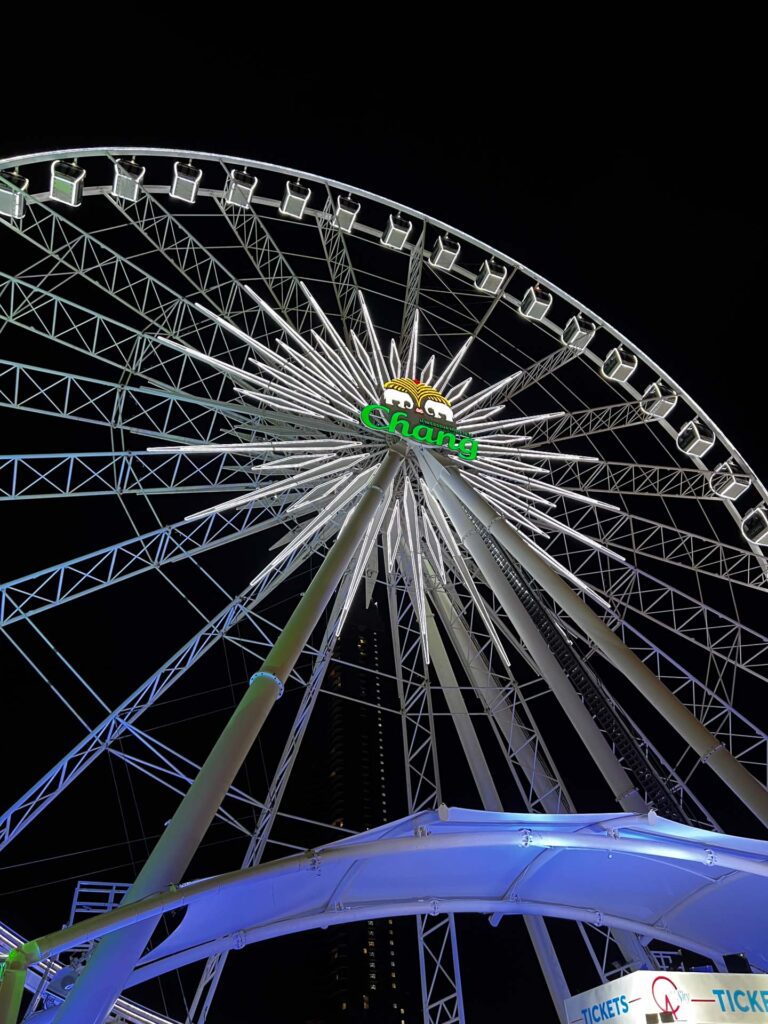 Asiatique the Riverfront 有摩天輪