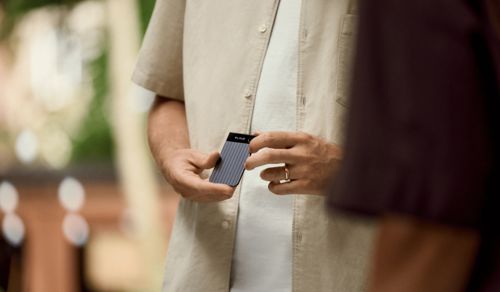 Plaud Note Pro - AI 轉錄聲音變文字工具