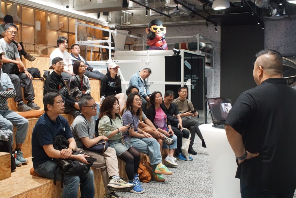 AI 時代最珍貴的將會是人與人之間的關係。