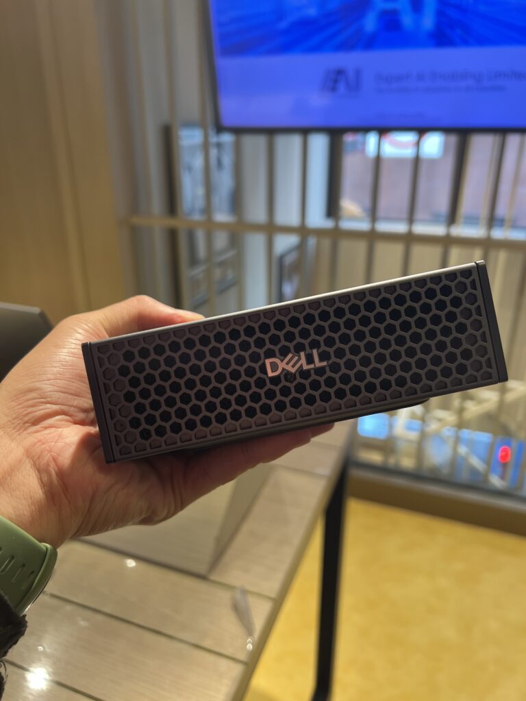 Dell GB10 本地部署 AI 電腦